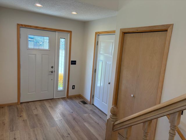 2330 Oak Glen Court, Stillwater, MN 55082