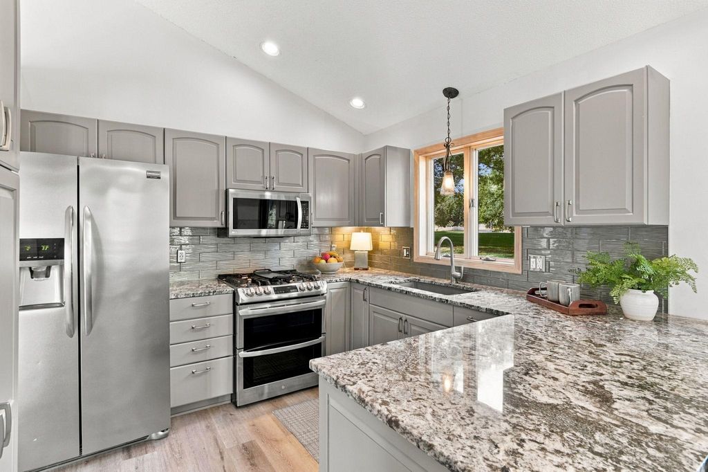 2330 Oak Glen Court, Stillwater, MN 55082 — photo 3