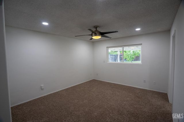 3600 Wood Lane, Bakersfield, CA 93309