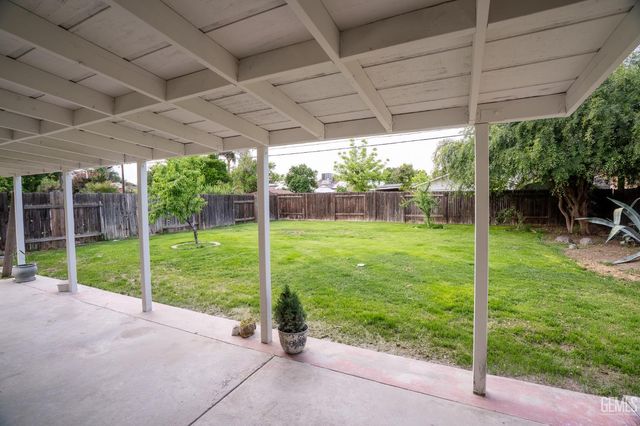 3600 Wood Lane, Bakersfield, CA 93309