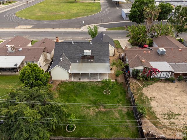 3600 Wood Lane, Bakersfield, CA 93309