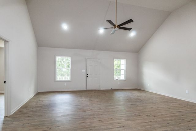 2973 Demastus Rd, Culleoka, TN 38451