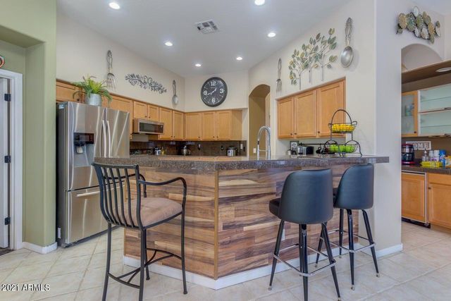 3922 E Carson Road, Phoenix, AZ 85042