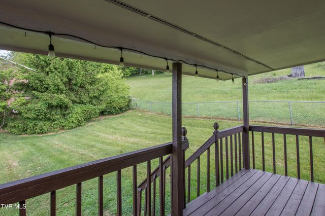 22234 Pinebrook Drive, Bristol, VA 24202