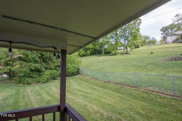 22234 Pinebrook Drive, Bristol, VA 24202