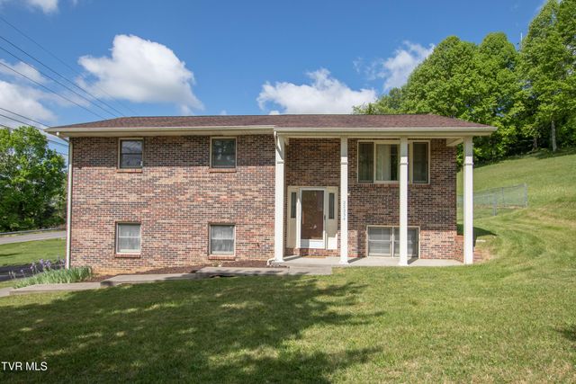 22234 Pinebrook Drive, Bristol, VA 24202