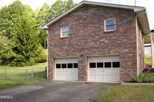 22234 Pinebrook Drive, Bristol, VA 24202