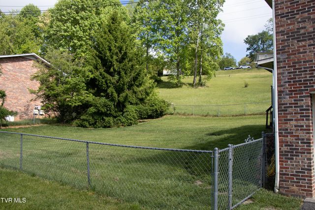 22234 Pinebrook Drive, Bristol, VA 24202