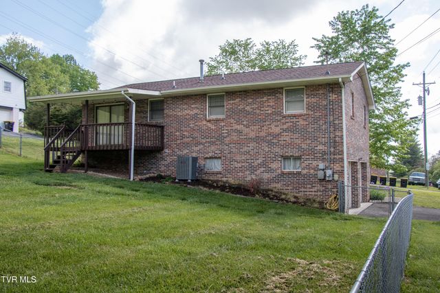 22234 Pinebrook Drive, Bristol, VA 24202
