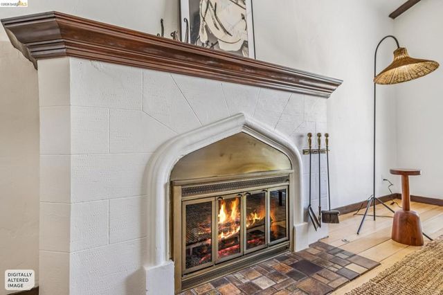 1901 Clemens Rd, Oakland, CA 94602