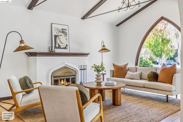 1901 Clemens Rd, Oakland, CA 94602