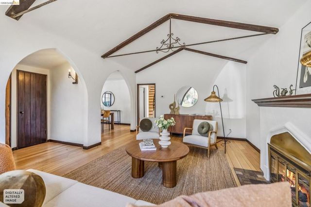 1901 Clemens Rd, Oakland, CA 94602