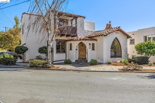 1901 Clemens Rd, Oakland, CA 94602