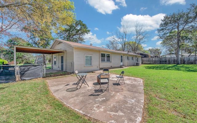 424 Randle Drive, Woodway, TX 76712