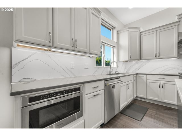 13400 Se 222ND Dr, Damascus, OR 97089