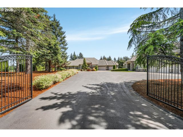 13400 Se 222ND Dr, Damascus, OR 97089