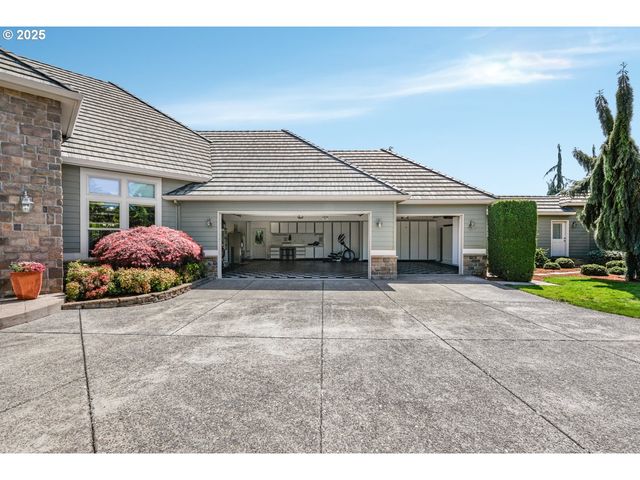 13400 Se 222ND Dr, Damascus, OR 97089