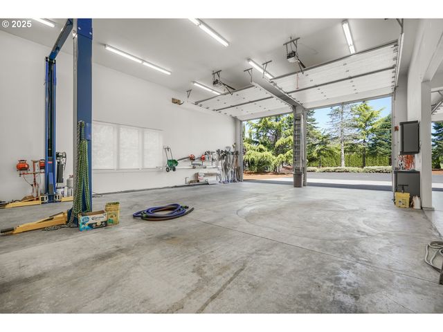 13400 Se 222ND Dr, Damascus, OR 97089