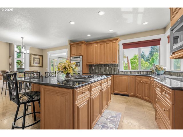 13400 Se 222ND Dr, Damascus, OR 97089