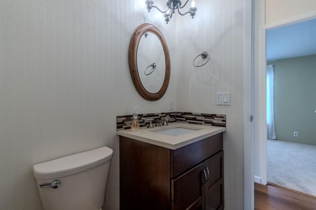 215 Tolman Creek Road SPC 31, Ashland, OR 97520