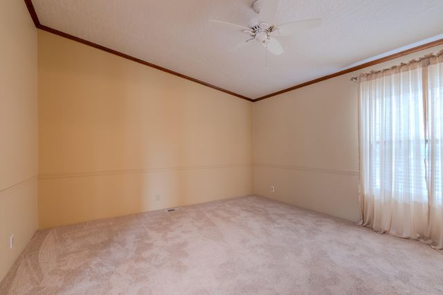 215 Tolman Creek Road SPC 31, Ashland, OR 97520