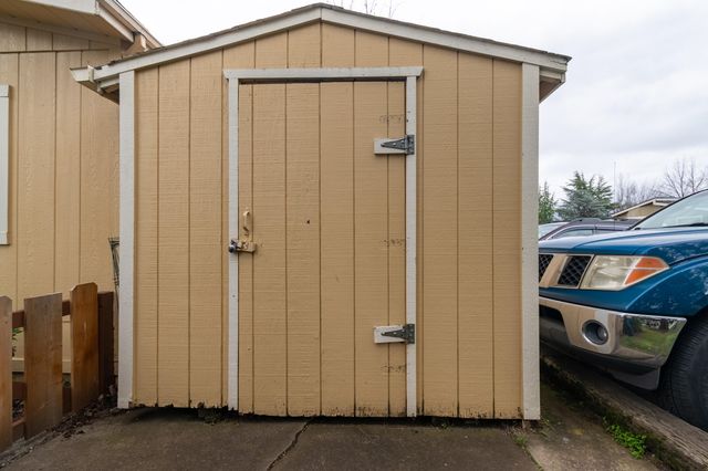 215 Tolman Creek Road SPC 31, Ashland, OR 97520