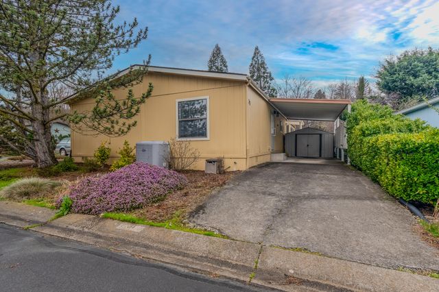 215 Tolman Creek Road SPC 31, Ashland, OR 97520