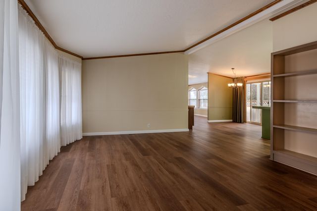 215 Tolman Creek Road SPC 31, Ashland, OR 97520