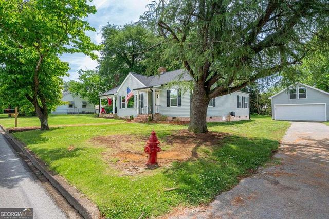 103 Moore Street, Trion, GA 30753