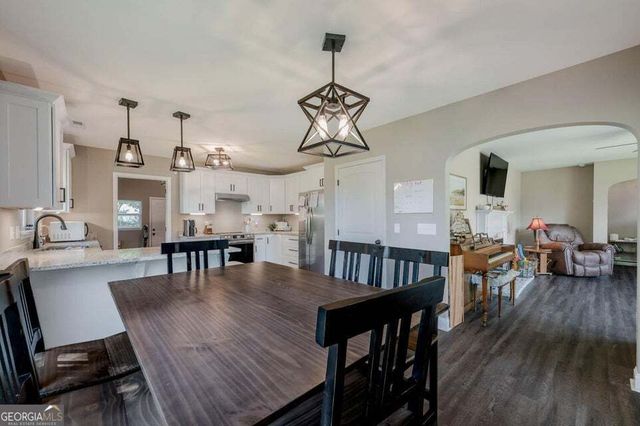 103 Moore Street, Trion, GA 30753