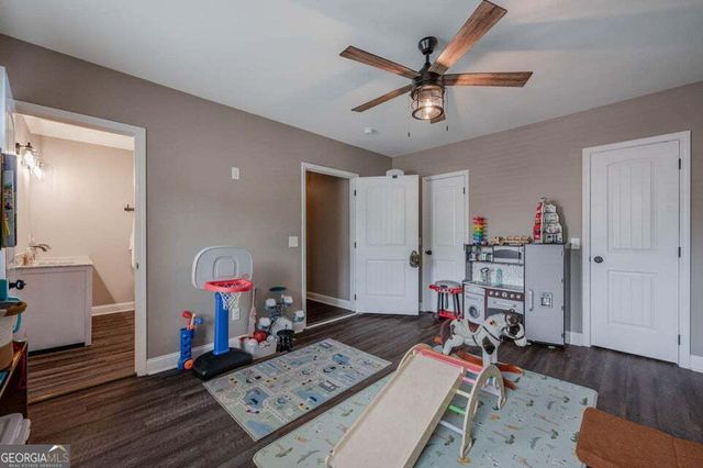 103 Moore Street, Trion, GA 30753
