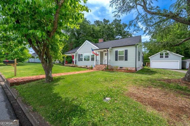 103 Moore Street, Trion, GA 30753