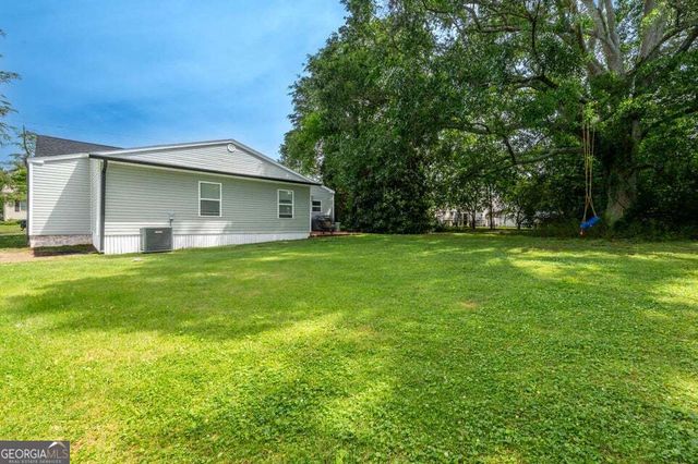 103 Moore Street, Trion, GA 30753