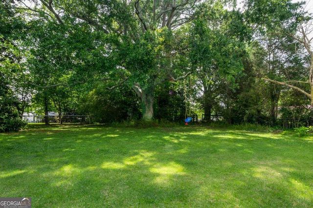 103 Moore Street, Trion, GA 30753
