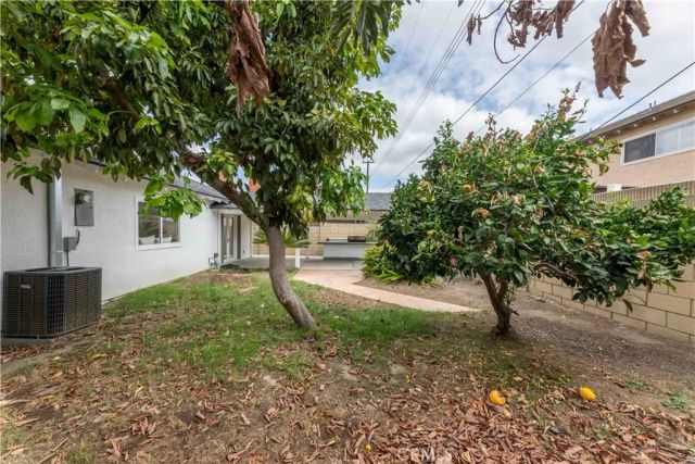 8172 Acacia Street, Cypress, CA 90630