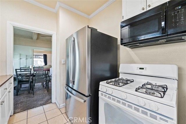 651 W Gage, Los Angeles, CA 90044