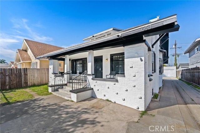 651 W Gage, Los Angeles, CA 90044