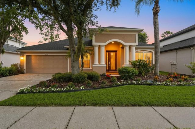 27417 SILVER THATCH DRIVE, Wesley Chapel, FL 33544