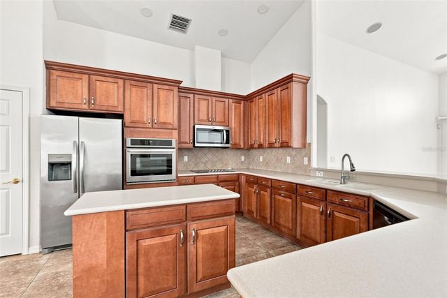 27417 SILVER THATCH DRIVE, Wesley Chapel, FL 33544