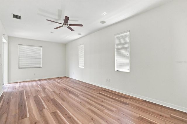 27417 SILVER THATCH DRIVE, Wesley Chapel, FL 33544