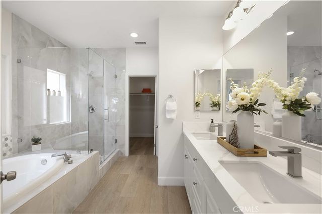 526 12th St, Huntington Beach, CA 92648