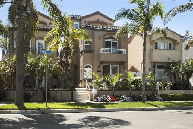 526 12th St, Huntington Beach, CA 92648