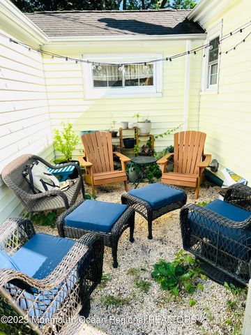 21 E Lincoln Circle, A, Red Bank, NJ 07701