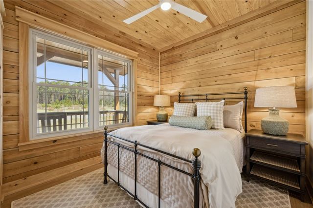 29 Standing Garden Lane, Folkston, GA 31537