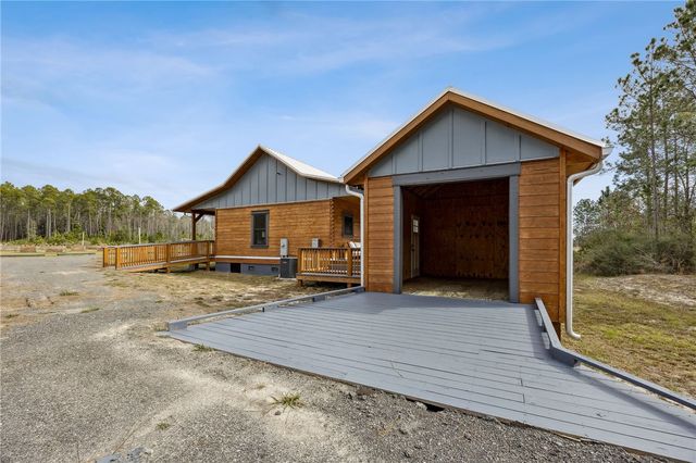 29 Standing Garden Lane, Folkston, GA 31537