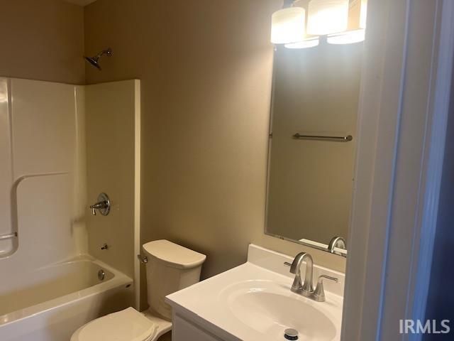 671 Walkmans Cove, Fort Wayne, IN 46814