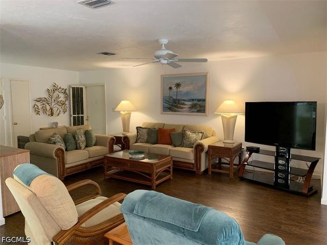 1739 Golf Club DR 6, North Fort Myers, FL 33903