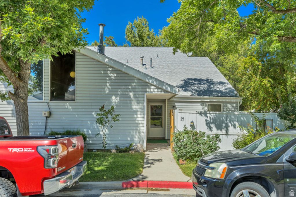 17 MILLPOND LN, Stansbury Park, UT 84074 — exterior