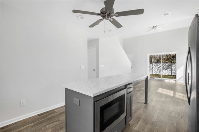 100 Billy Robb St Unit A, Greenbrier, TN 37073