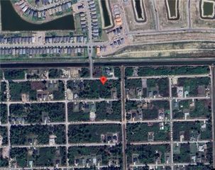 3207 75th ST W, Lehigh Acres, FL 33971